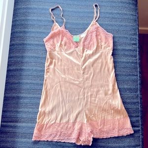 Silky, seductive perfectly peachy mauve teddy- snap closure & adjustable straps